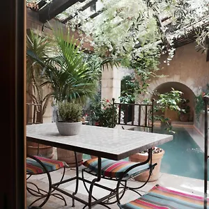 Un Mas En Bed & Breakfast Marseille
